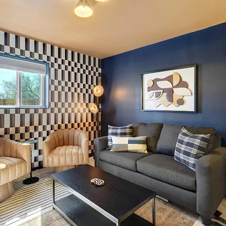Rockies Royale Modern & Bright Outdoors Fun Villa